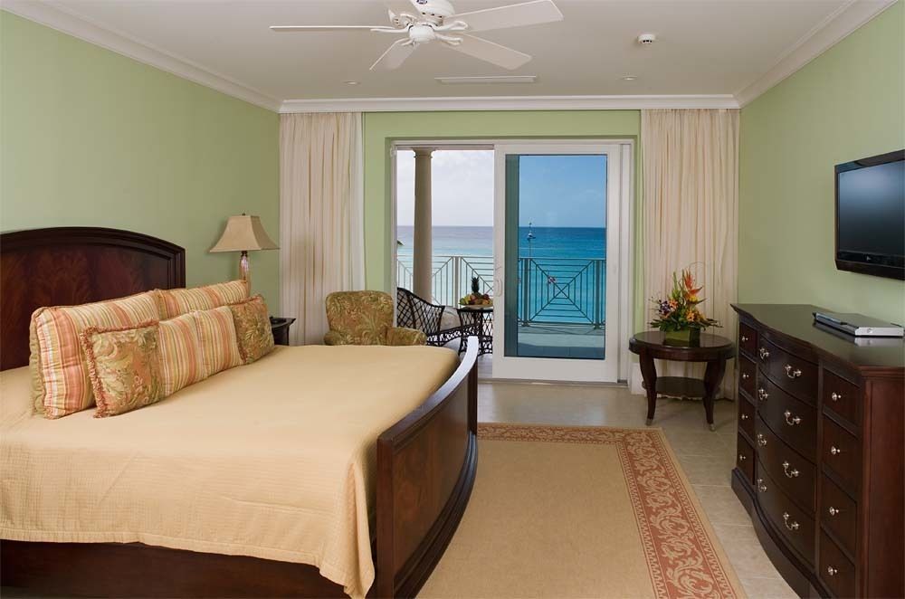 Caribbean Club Boutique Hotel, Grand Cayman Seven Mile Beach Exterior foto