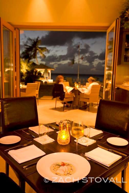 Caribbean Club Boutique Hotel, Grand Cayman Seven Mile Beach Exterior foto